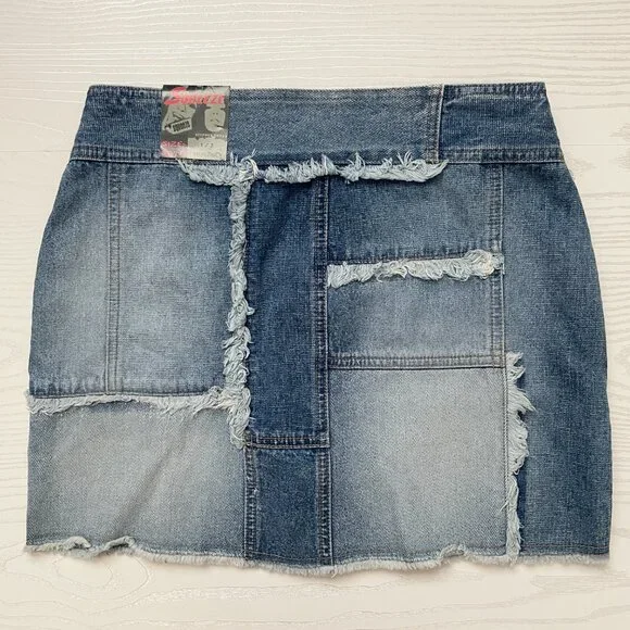 Sold - Picture 3 of 10